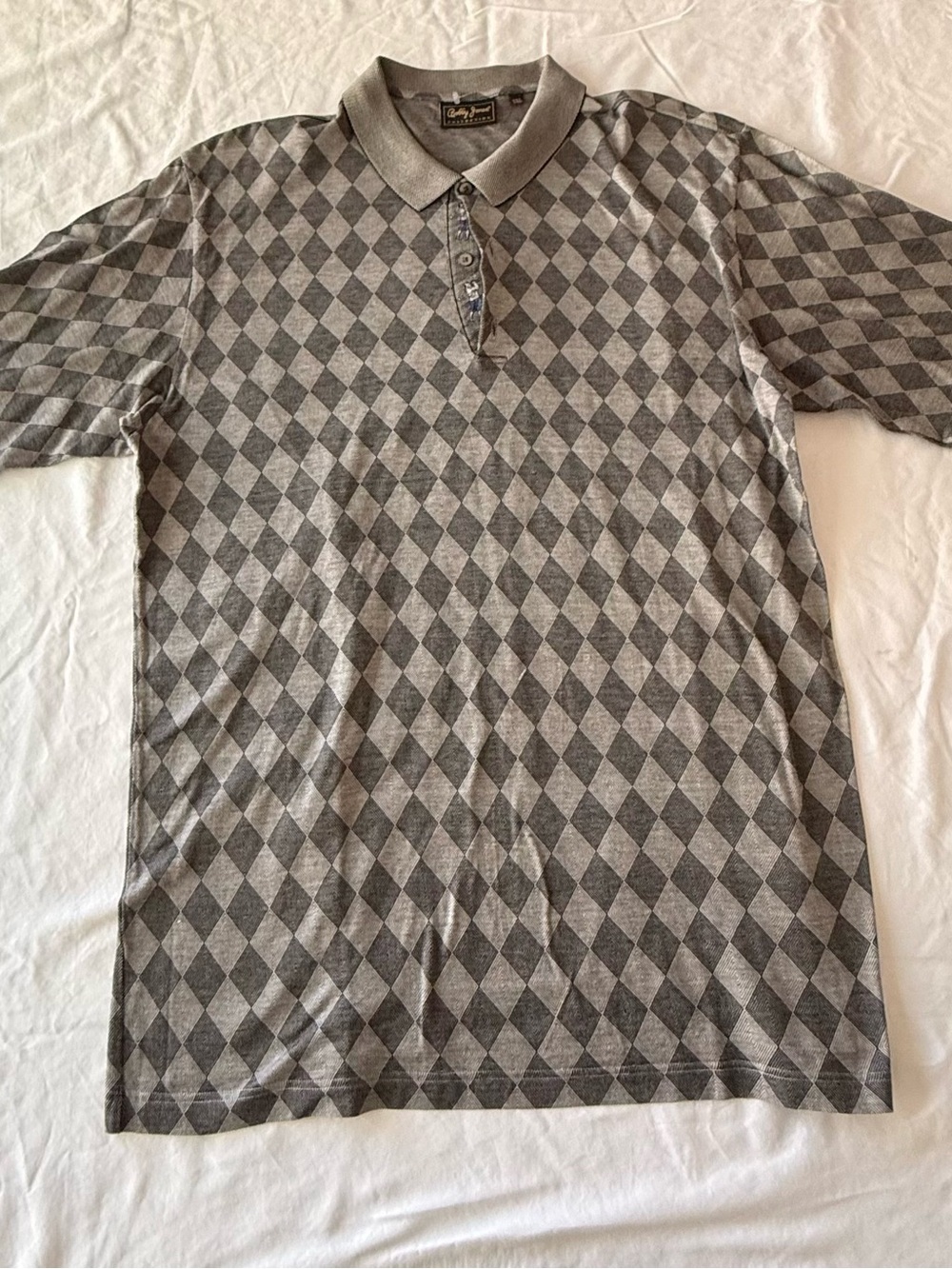 Vintage Bobby Jones Collection
Men's XXL Gray Argyle Golf Polo
Embroidered